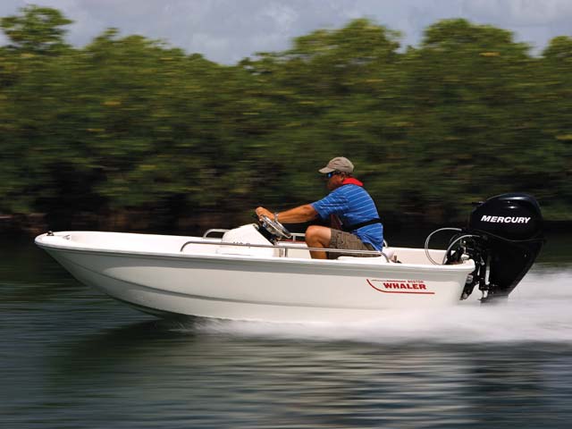 110 Sport 圖片 第4張 - 波士頓威拿運動艇 Boston Whaler Sport Boats