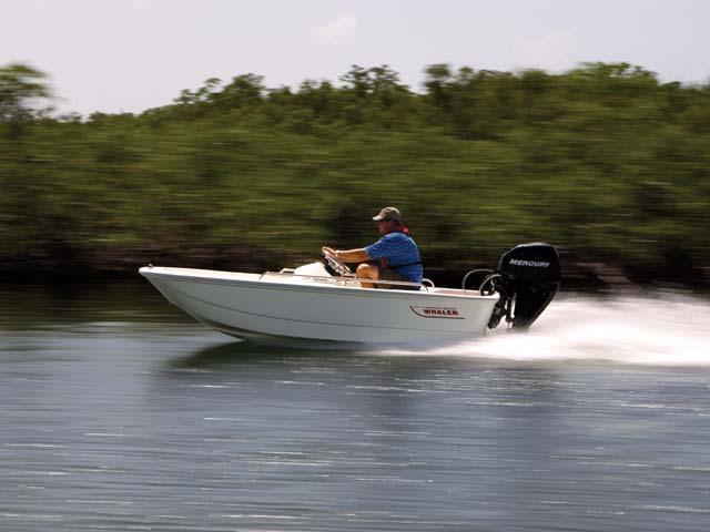 110 Sport 圖片 第6張 - 波士頓威拿運動艇 Boston Whaler Sport Boats