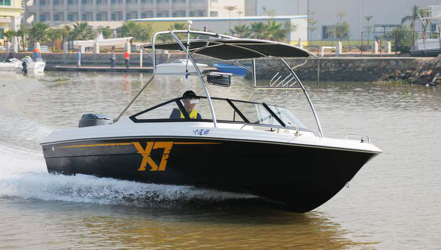 雄達198快(kuài)艇 圖片 第1張 - 雄達遊艇 XiongDa Yachts