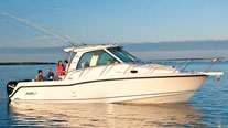 Boston Whaler 345 Conquest 釣魚船