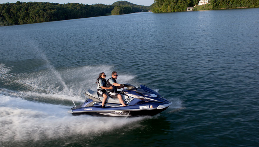 FX Cruiser SHO 圖片 第1張 - 雅馬哈摩托艇 Yamaha WaveRunner